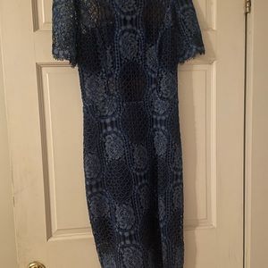 Alexis Lace Pattern Bodycon Blue Dress Size Medium M 4 6 8 Sheath MIDI